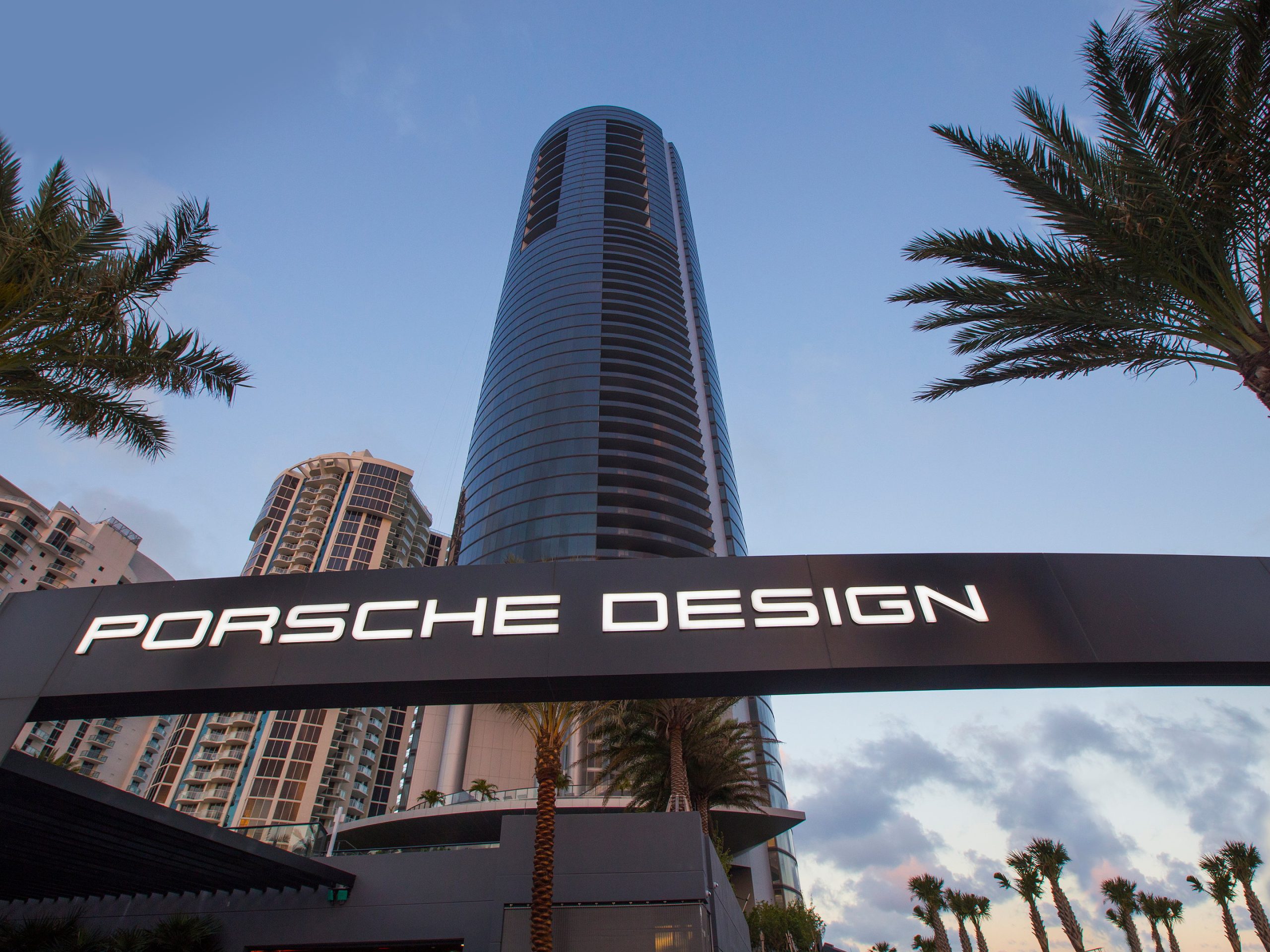 Porsche design tower