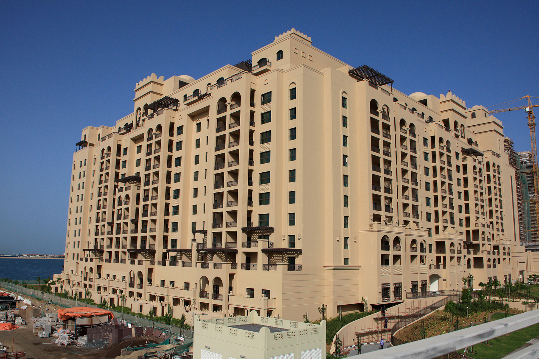  Fairmont residences side view